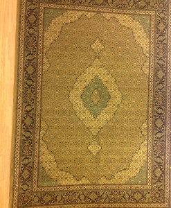 Tabriz D Rug